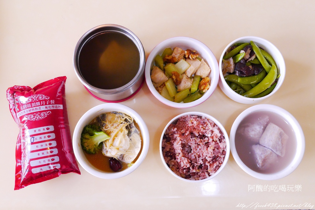 止渴飲與各式甜湯與青菜