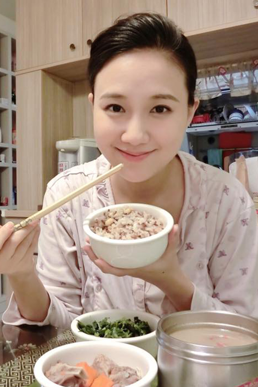 何妤玟吃月子餐