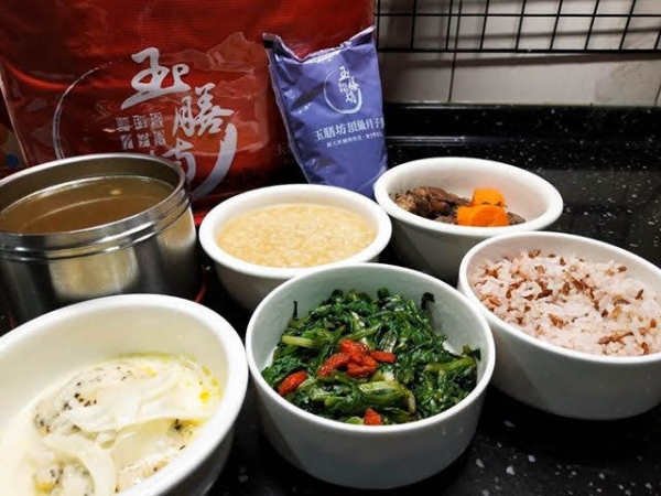 60728810_480837492657438_6874051395826221056_n 坐月子飲食