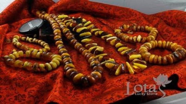 Lotas(K)老蜜(骨董蜜蠟介紹) | Lotas琥珀蜜蠟珊瑚正念寶石