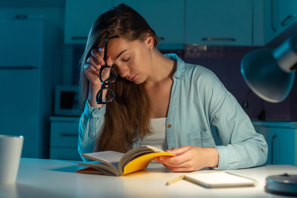 護眼檯燈合格重點：抗眩光